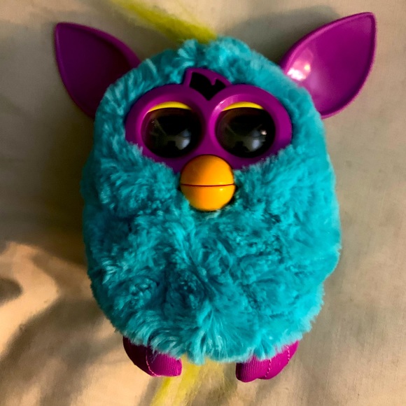 2012 Turquoise Furby - Picture 1 of 1